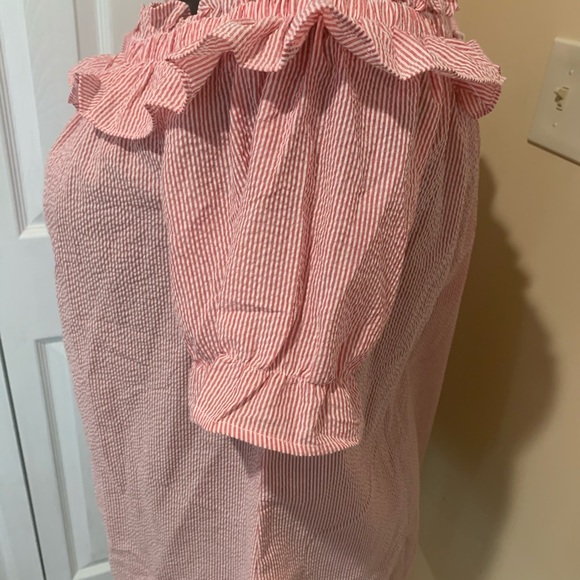 Beautiful Ruffles! - Picture 3 of 6